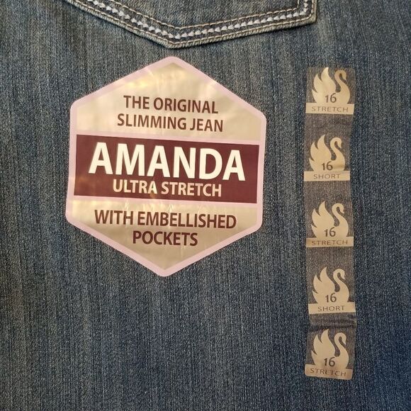 Gloria Vanderbilt Amanda Heritage Fit Tapered Leg Embellished Pockets Jeans - Picture 11 of 11